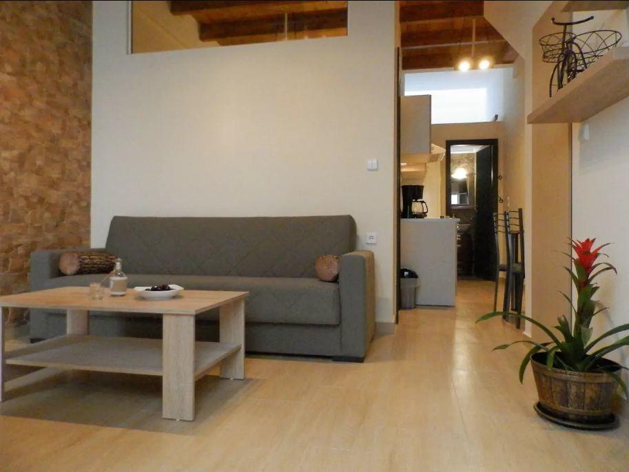 Agora Apartments Ground Floor Kíssamos Exteriör bild